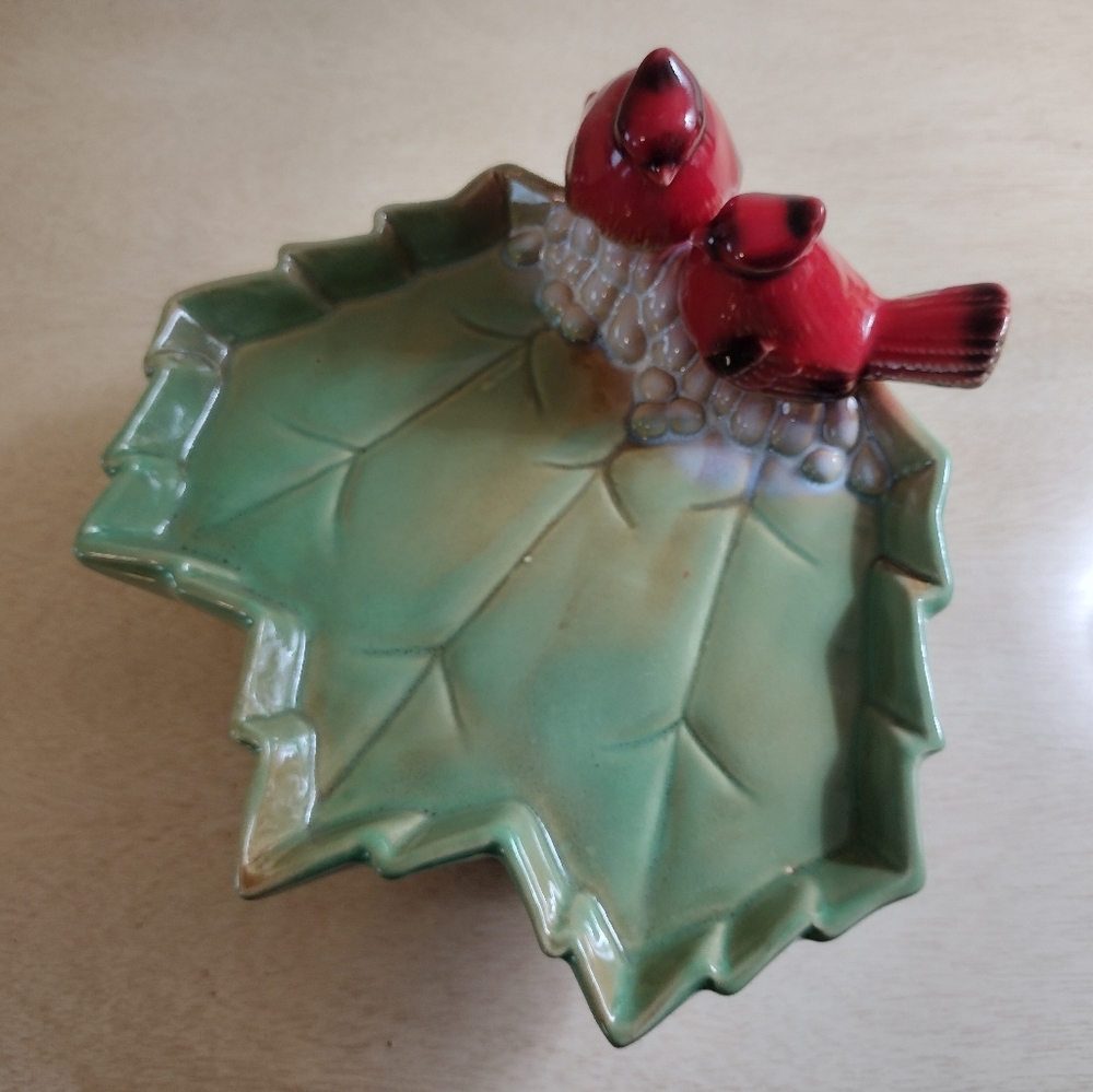 Vintage Art Pottery Green Maple Leaf w/Perched Cardinal Pair
